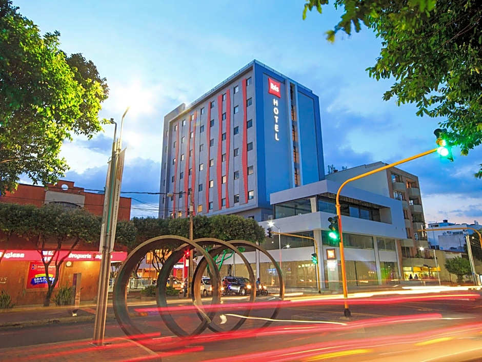 Ibis Cúcuta
