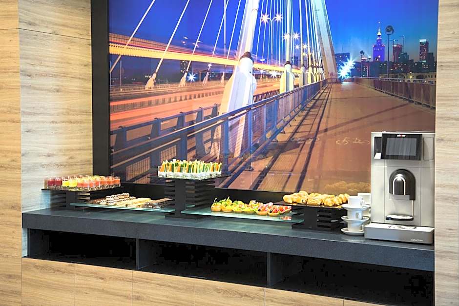 Golden Tulip Warsaw Airport