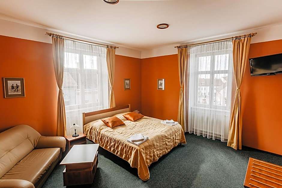 Hotel U Valdické brány