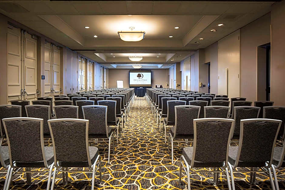 DoubleTree By Hilton Newark - Fremont