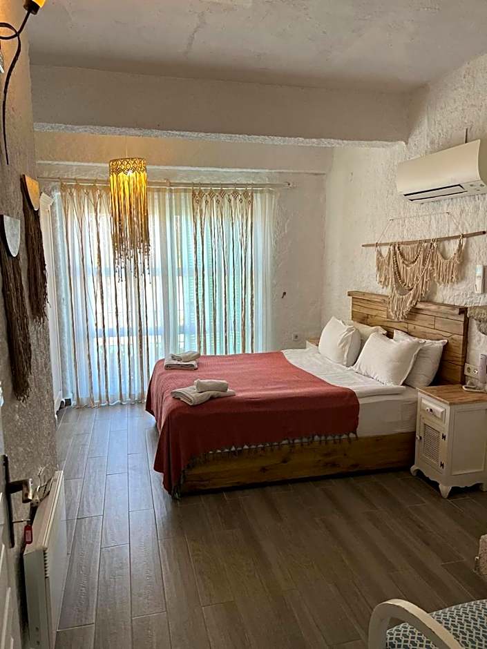 Alacati Boreas Hotel