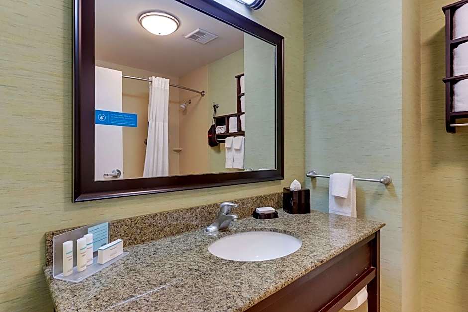 Hampton Inn By Hilton & Suites Swansboro Near Camp Lejeune, NC