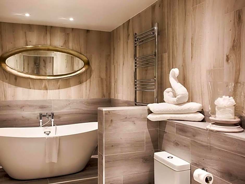 The Village Hotel, Bar and Restaurant