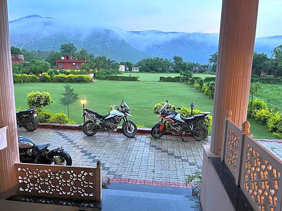 Dhawala Resort by Aamod