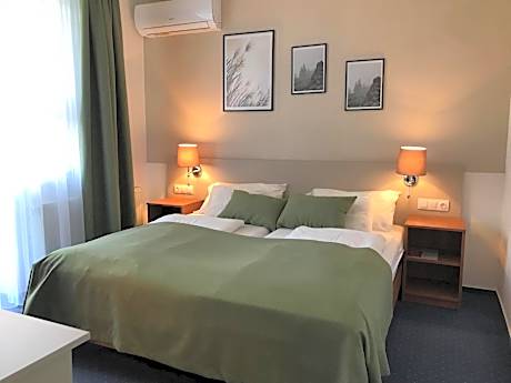 Double or Twin Room with Private Bathroom