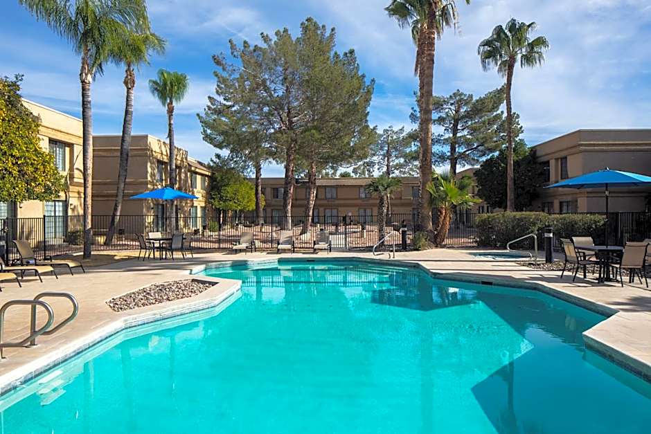 Wyndham Tucson Airport & Conference Center