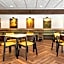 Fairfield by Marriott Inn & Suites Kansas City at The Legends