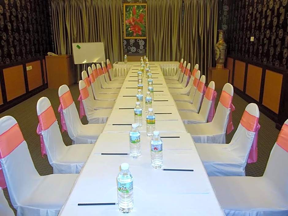 D Eastern Hotel