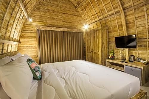 Puri Lumbung Village