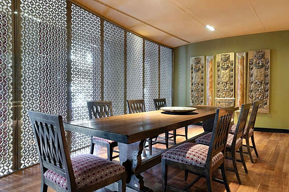 AC Palacio de Santa Paula Autograph Collection