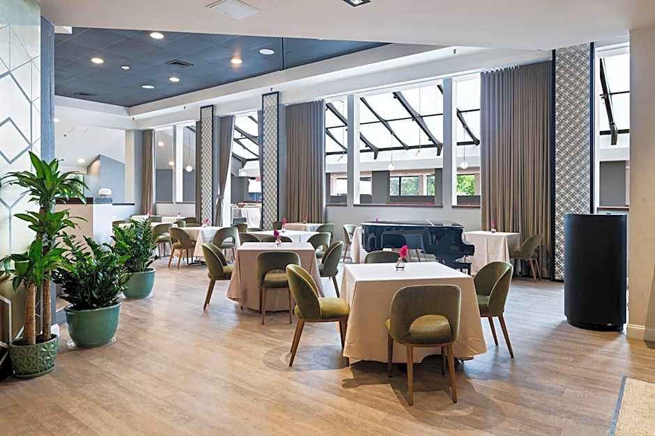 DoubleTree by Hilton Fairfield Hotel & Suites, NJ