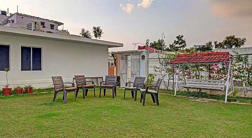 Hotel Meera
