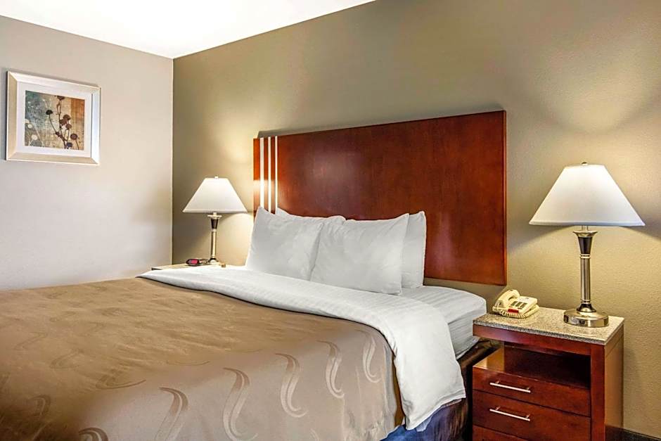 Quality Inn Airport I-240