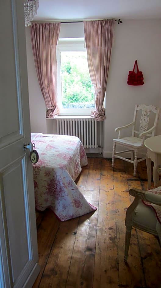 Villa le Lac - Cottage au bord du Lac d' Annecy - chambres -