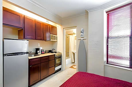 1-Bedroom Apartment with 2 Double Beds