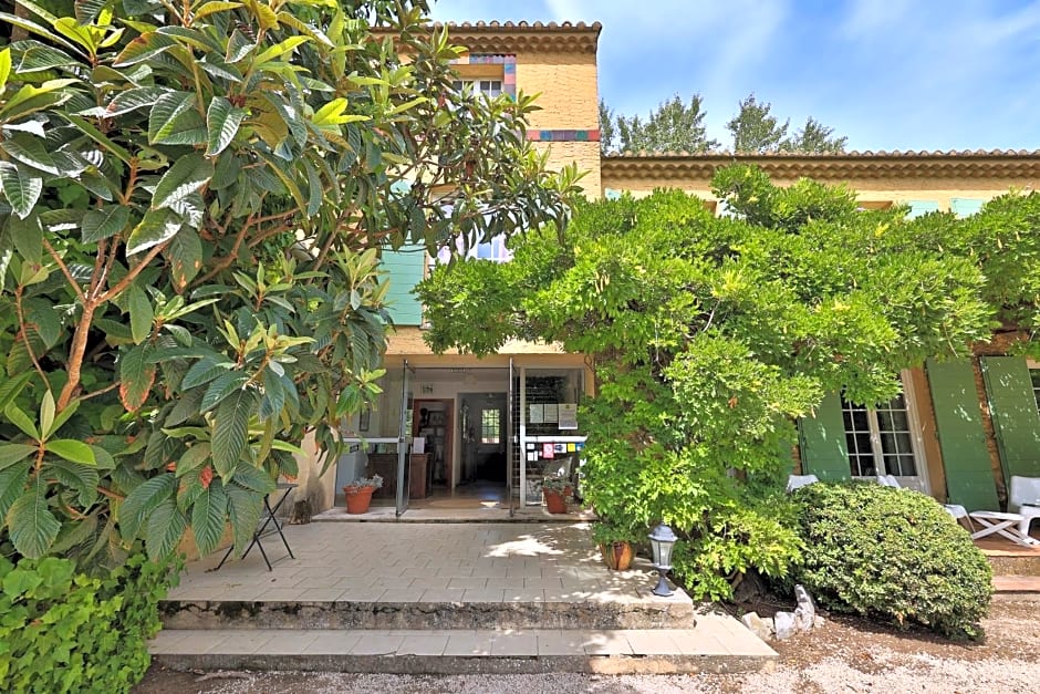 Logis Hôtel Castel Mouisson