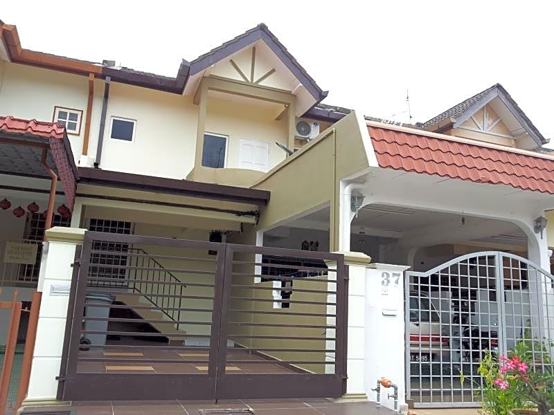 Sunshine Jonker Guesthouse