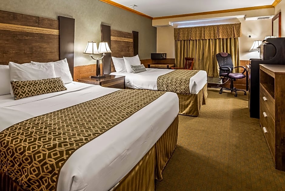 Photo 1 of 5 of Deluxe Studio 2 Double Beds Suite