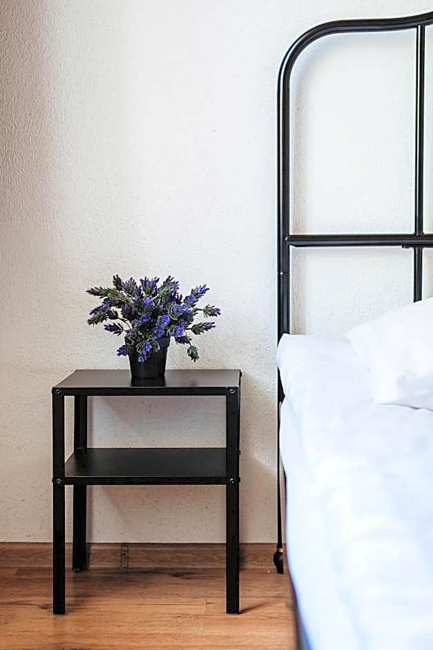 16eur - Fat Margaret's