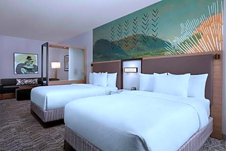 Suite with Two Queen Beds