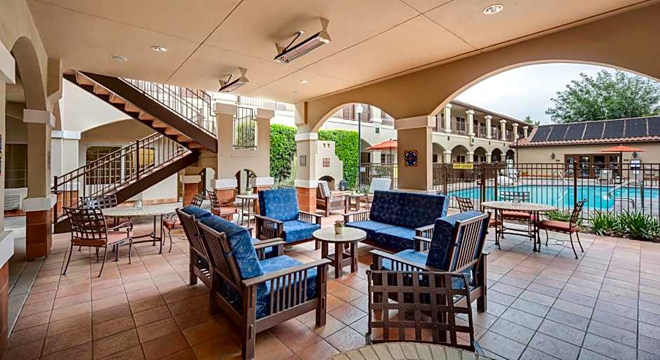 Ayres Hotel Redlands