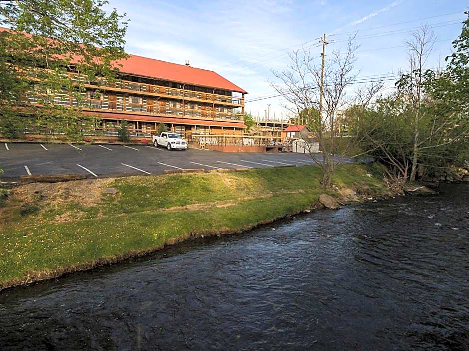 Timbers Lodge - Pigeon Forge