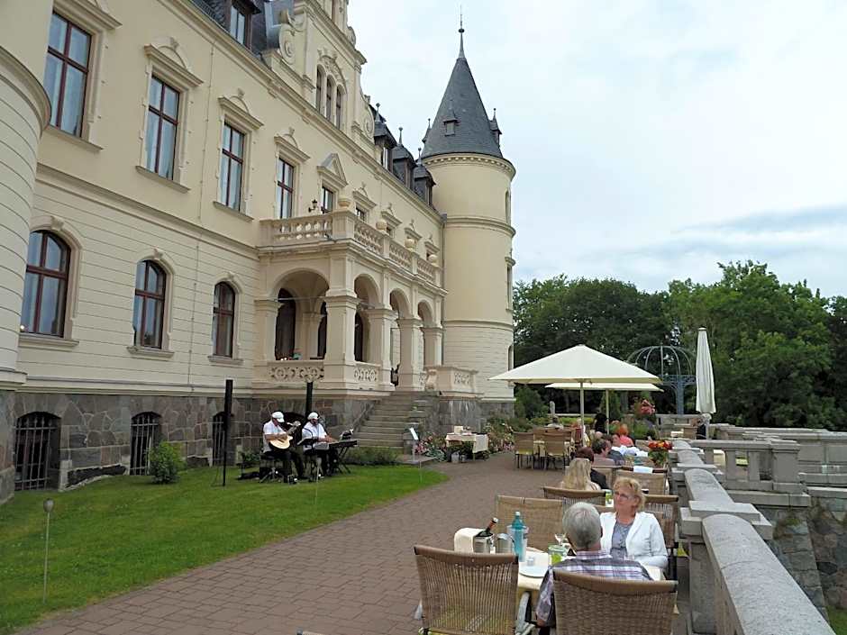 Schlosshotel Ralswiek