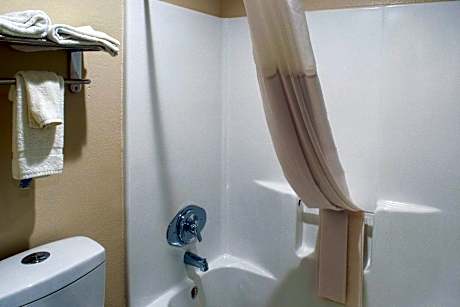 Superior Queen Suite with Two Queen Beds - Non-Smoking