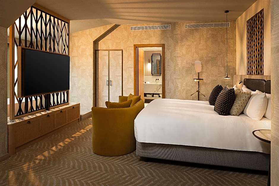 Photo 1 of 18 of Presidential 1 King Bed Suite