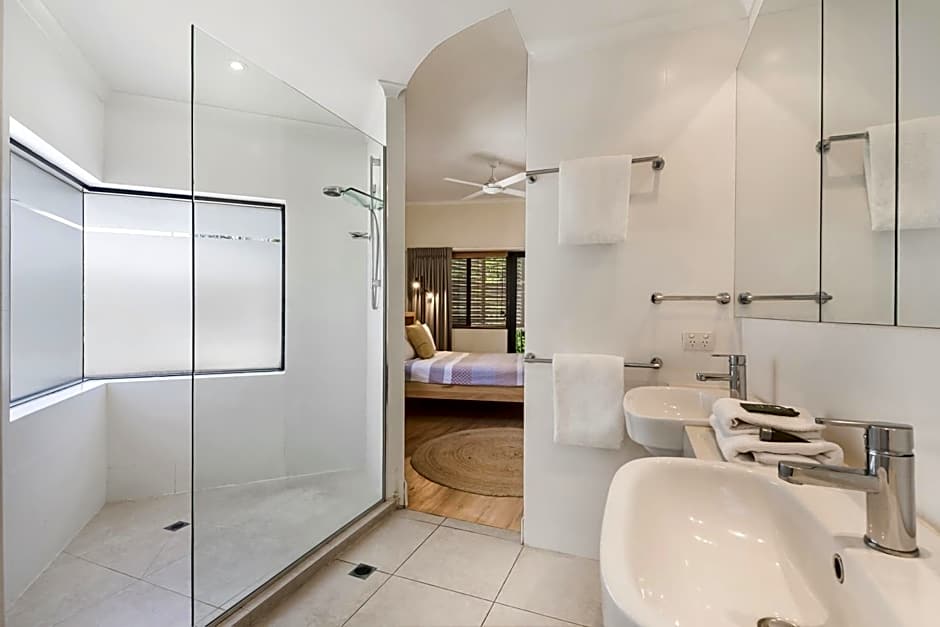 Mirra Chana Beachfront Apartments Mooloolaba