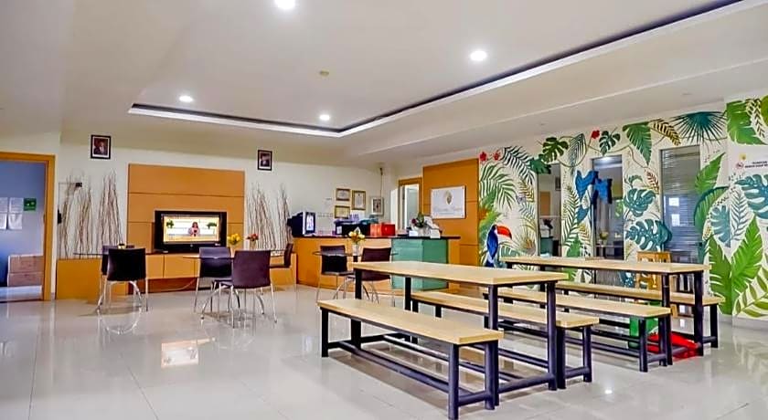 OYO Life 93383 Wisma Kencana Puteri