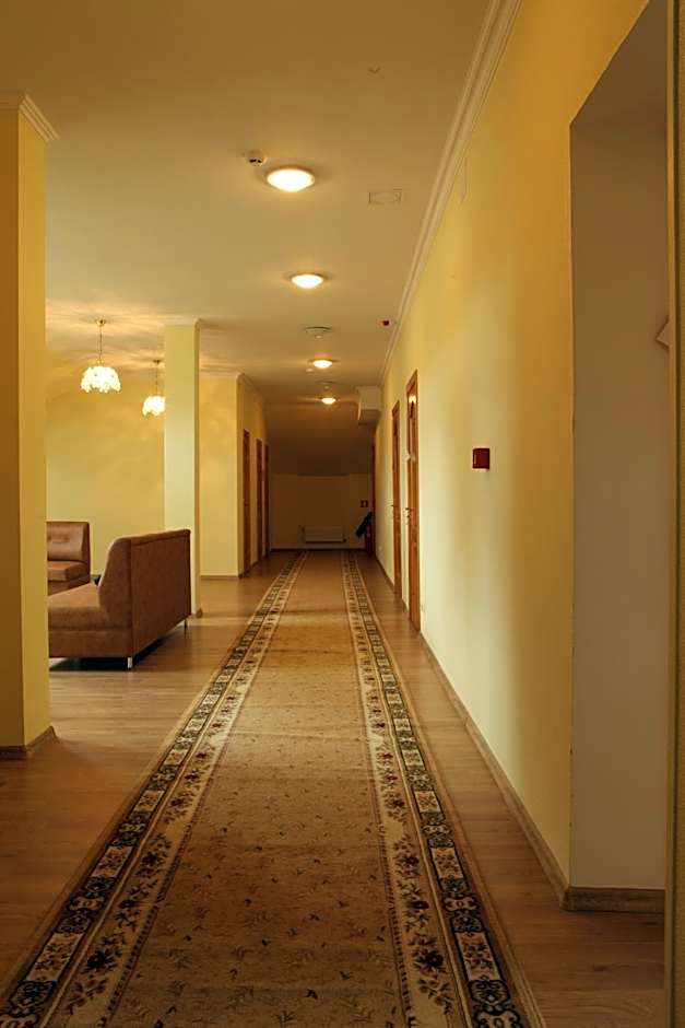 Lucia with Self Check-in