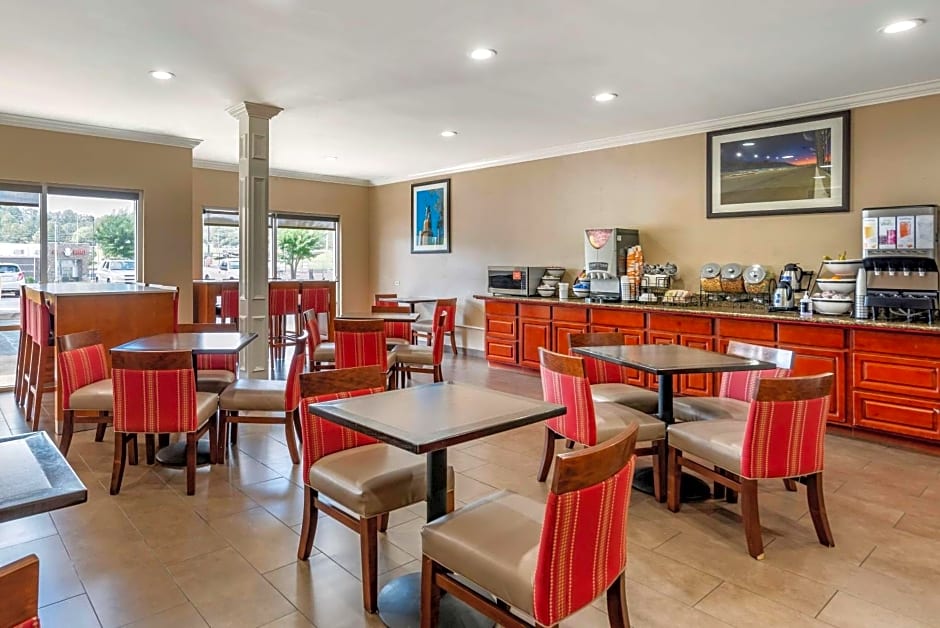 Comfort Inn Birmingham - Irondale