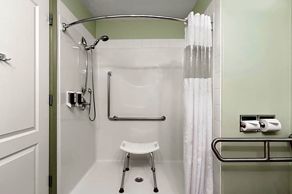 Quality Inn & Suites Whitecourt