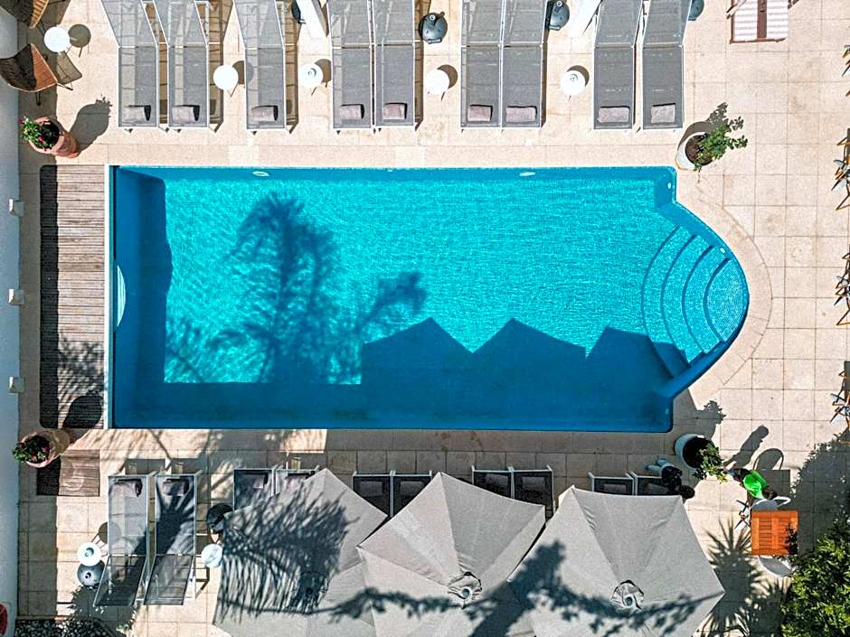 Hôtel La Villa Juan Beach