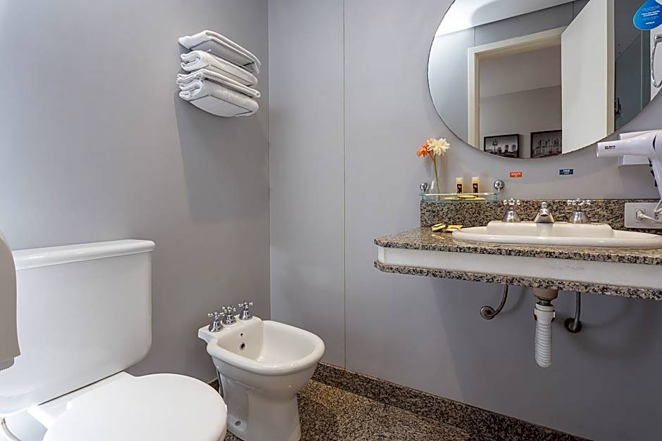 Roochelle Corporate Hotel