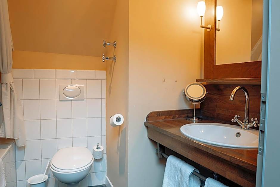 Friedrich von Schiller Hotel