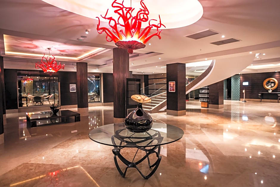 Hotel Celik Palace Convention Center Thermal Spa