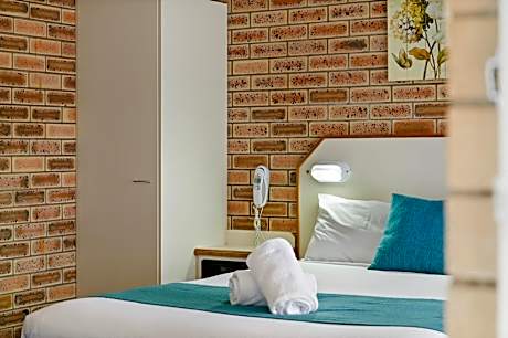 2 Bedroom Family Suite