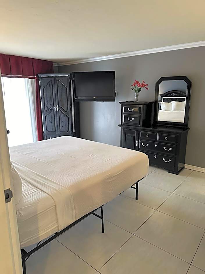 Ramada Hotel & Conference Center by Wyndham Las Cruces