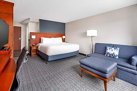 King Room with Sofa Bed