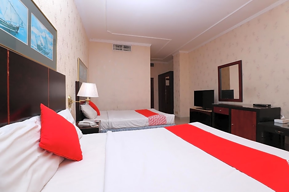 OYO 112 Semiramis Hotel