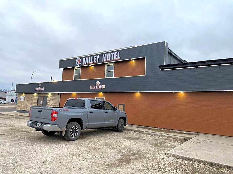 Photo 1 of 23 of Valley Motor Lodge