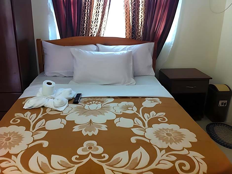 S-E Hotel And Residence