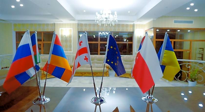 Hotel King David The Builder