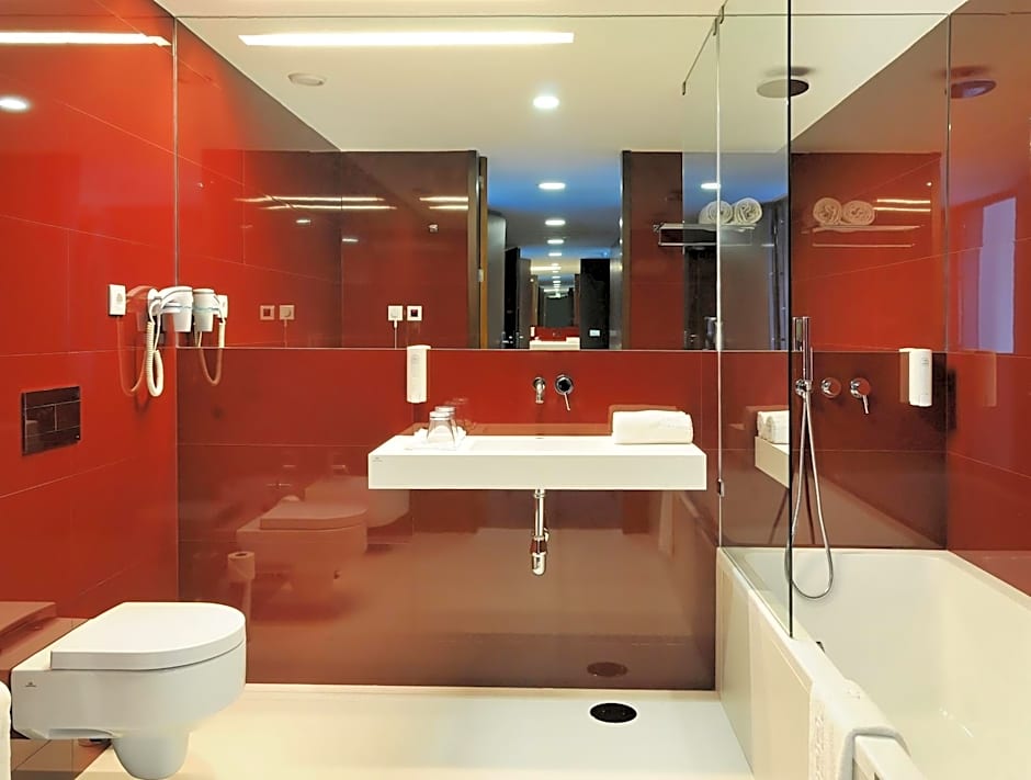 Open Village Sports Hotel & Spa Club