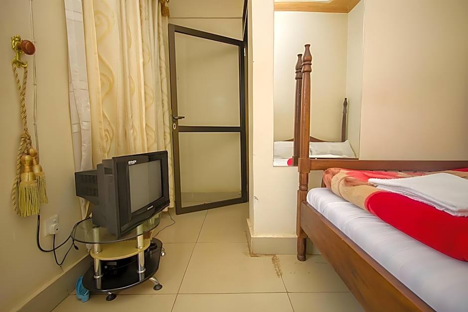 Platinum Royal Hotel – Kampala