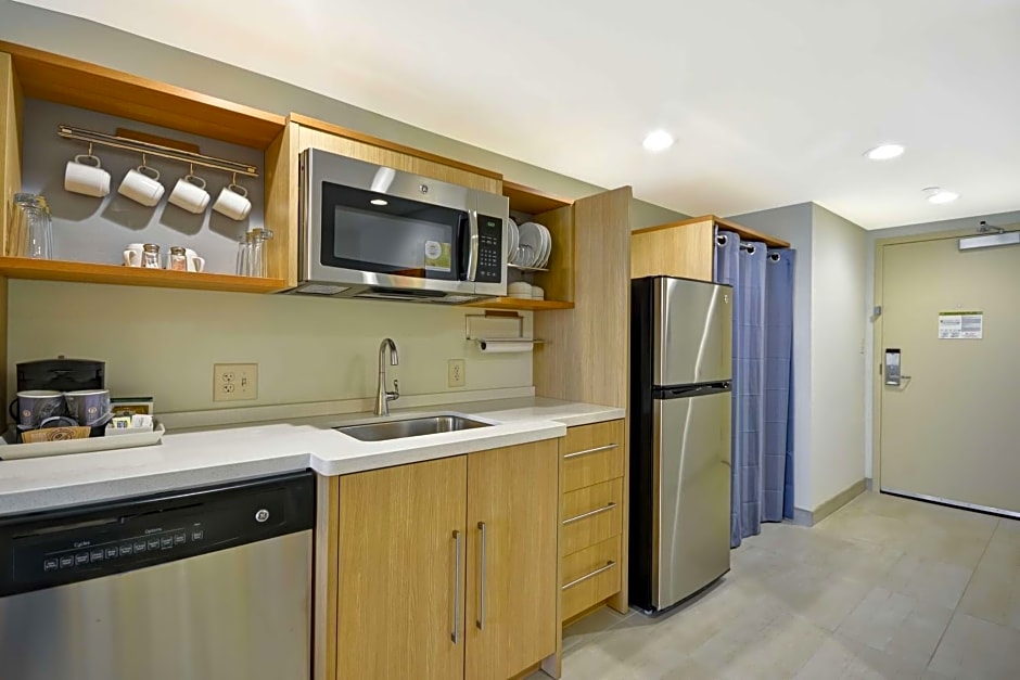 Home2 Suites by Hilton Decatur Ingalls Harbor
