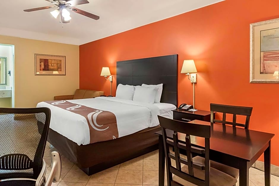 Quality Inn & Suites at The Outlets Mercedes/Weslaco