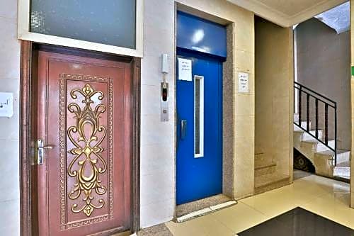 OYO 301 Asfrine Hotel Apartment